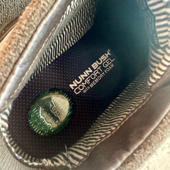 Nunn Bush Comfort Gel Men’s Gray and Tan Chukka Boots with Memory Foam | Size 11 - Picture 3 of 8